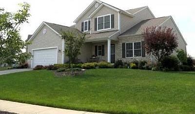 1st image of 261 Linden Cir