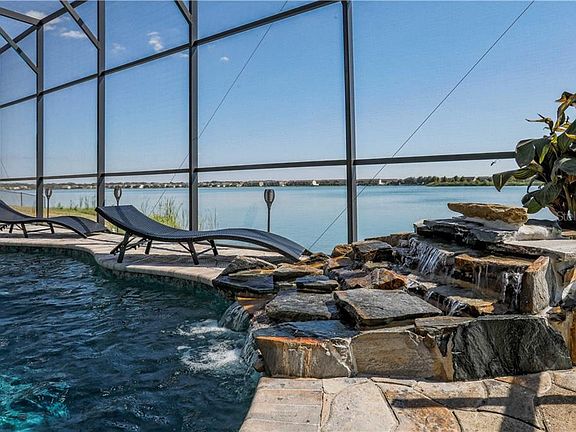 4th image of 433 Blue Cypress Dr