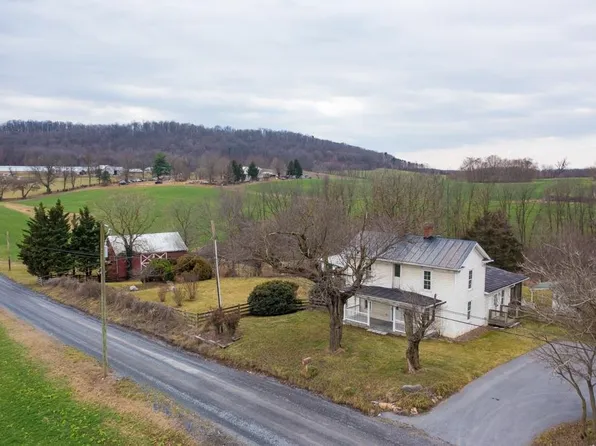 6178 Scholars Rd, Mount Crawford, VA 22841