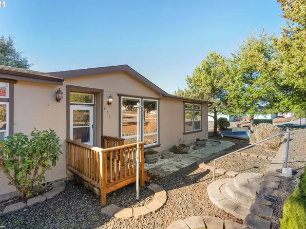 906 S Morrison St, Coos Bay, OR 97420