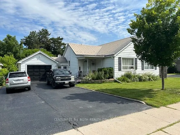 121 Cumberland St, Barrie, ON L4N 2P8