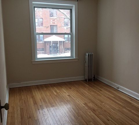 3rd image of 2046 W Estes Ave APT 1