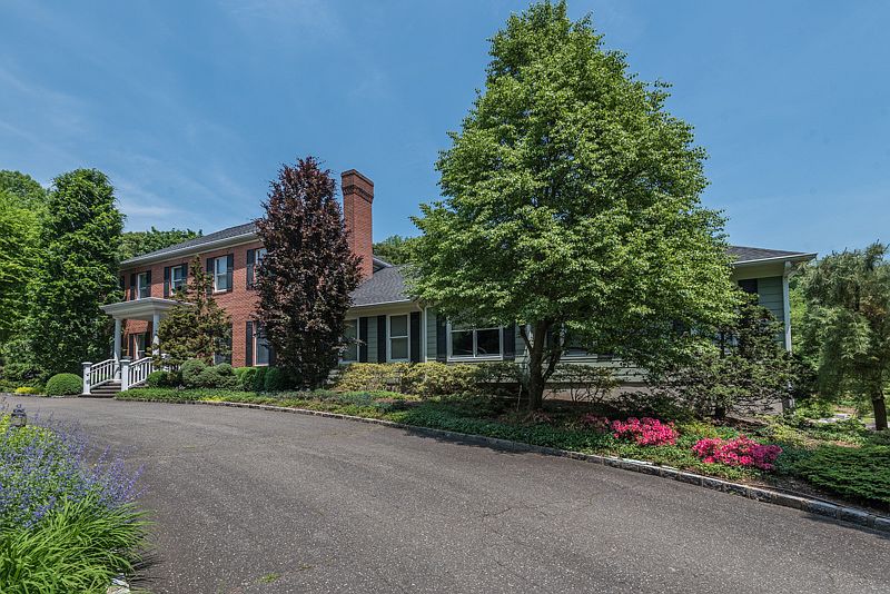 33 Wellington Rd, Matinecock, NY 11560 Zillow