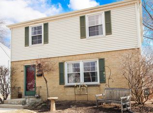 3330 N 93rd St, Milwaukee, WI 53222