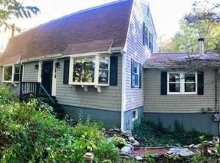 149 Chestnut St, Upton, MA 01568