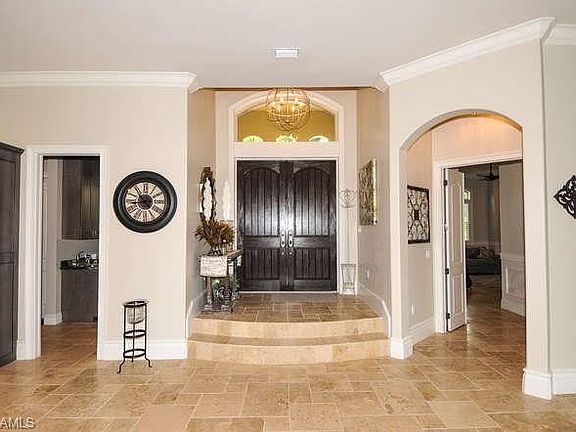 3rd image of 46 Timberland Cir S