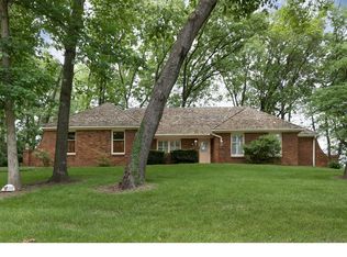 1533 Greening Ln, Saint Louis, MO