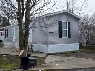 8269 Russell Ln, Cleveland, OH