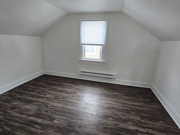 4th image of 1620 Madison St #4