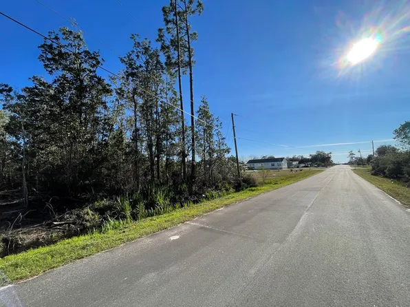 Selma St, Pt Saint Joe, FL 32456