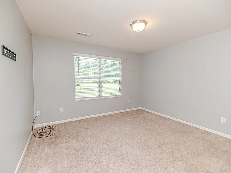 2441 Westgate Dr — Photo 15
