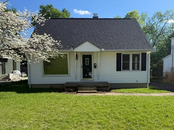 553 Park Overlook Dr, Worthington, OH 43085