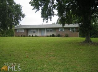 1700 Meadowbrook Dr, Elberton, GA 30635