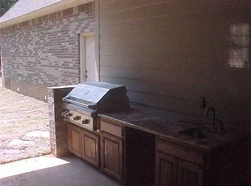 4th image of 1029 Abbie Glen Ln