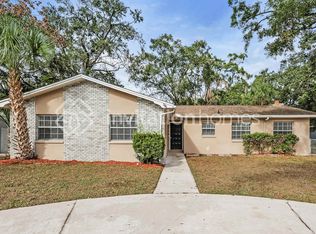 608 Huntington St, Brandon, FL 33511