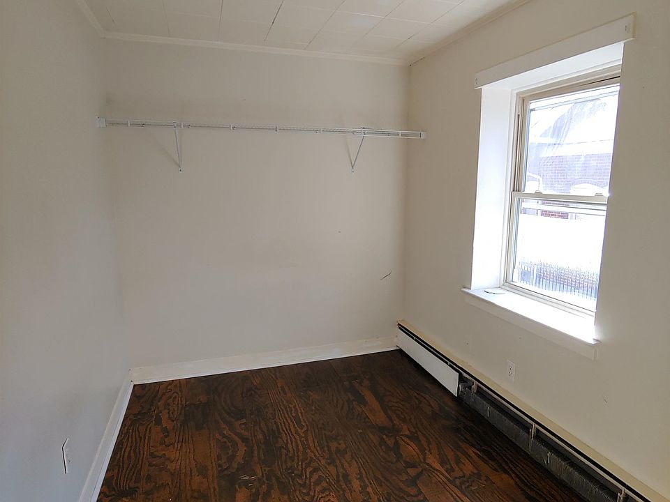 1st image of 318 N Royal Ave APT 5