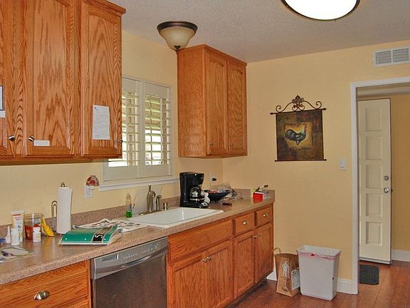 Kitchen Unit 1