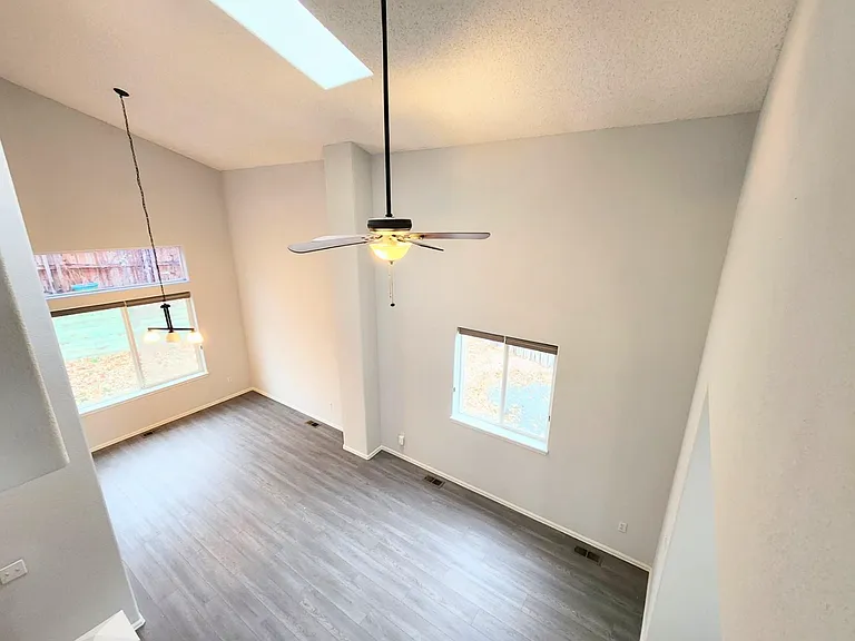 10459 Hollyhock Ct — Photo 10