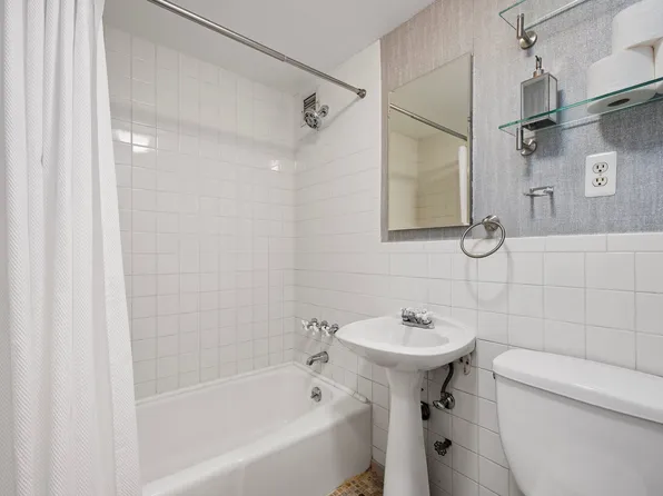 261 West 71st Street image 14 of 14