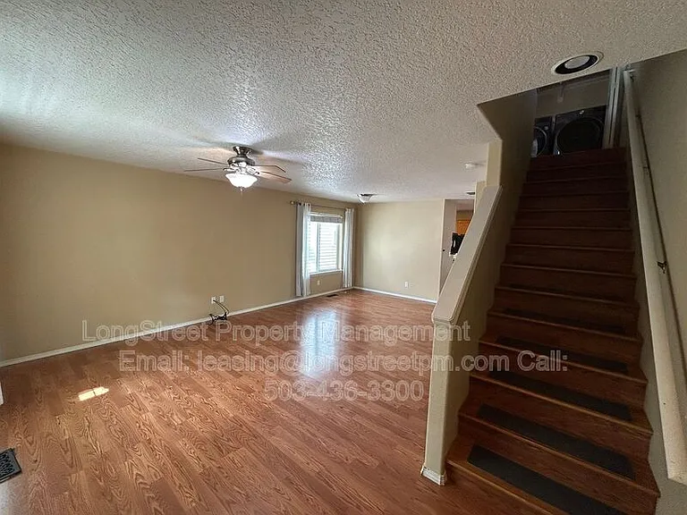 2958 NE 13th Dr — Photo 8