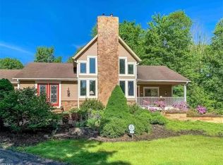 10400 Kile Rd, Chardon, OH 44024