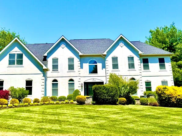 10524 Dunn Meadow Rd, Vienna, VA 22182