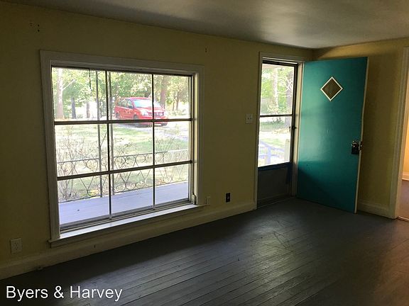 3rd image of 280 Sequoia Ln
