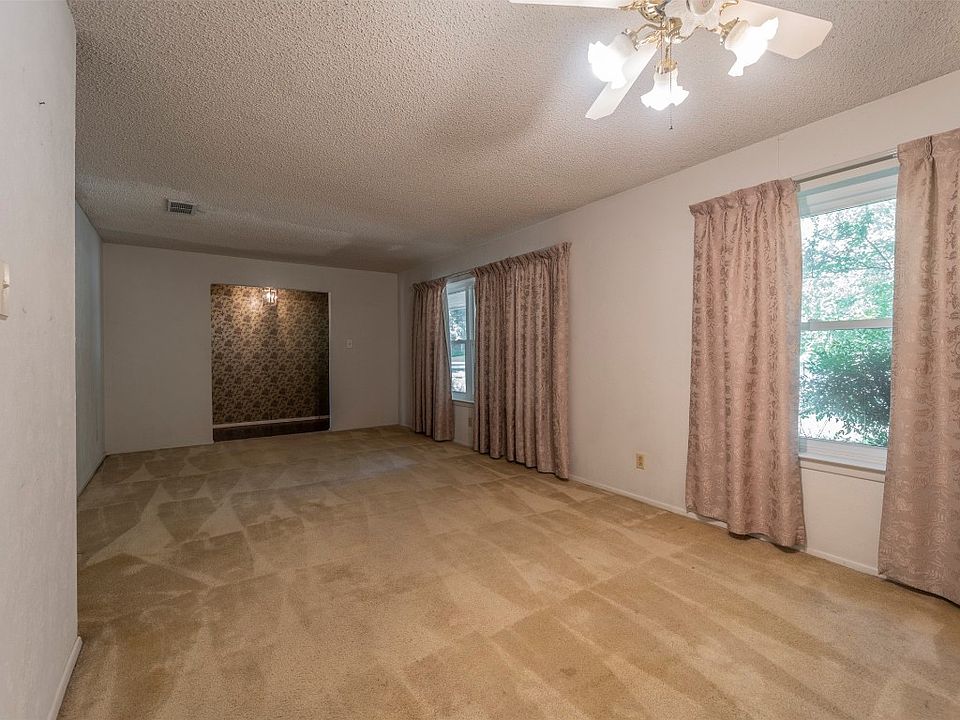 2610 Royal Acres Dr, Denton, TX 76209 MLS 20345225 Zillow