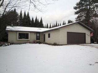 3320 Meadow Ln, Rhinelander, WI 54501