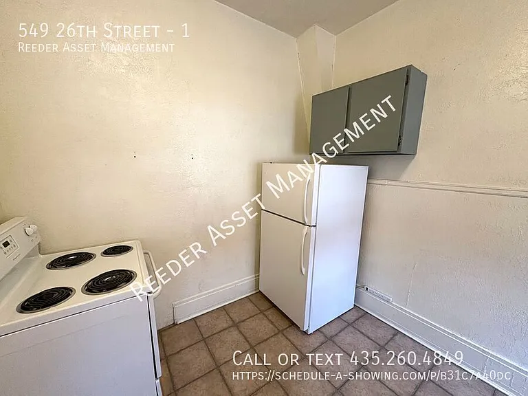 549 26th St #1 — Photo 5