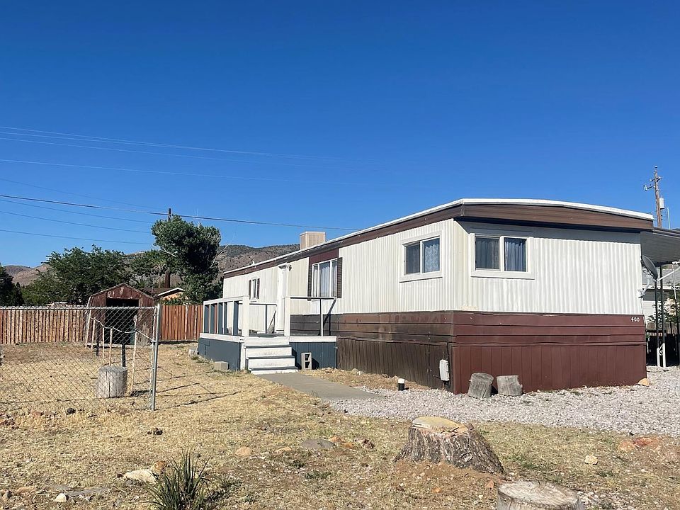1st image of 400 Mira St