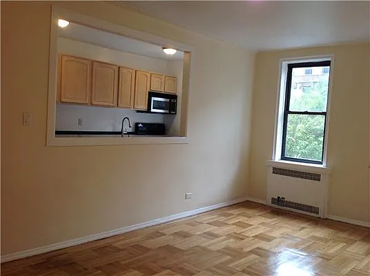 Rented by R New York | media 4