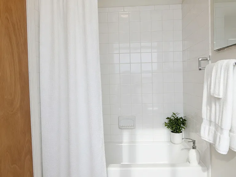 328 E 14th St #10 — Photo 5