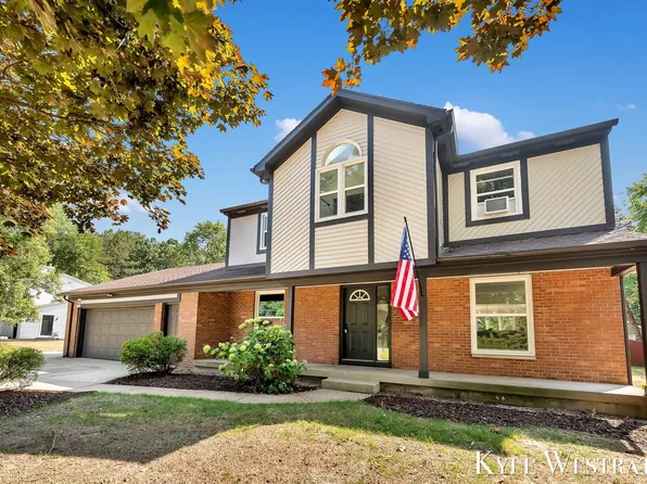 3416 Assumption Dr NE, Grand Rapids, MI 49525