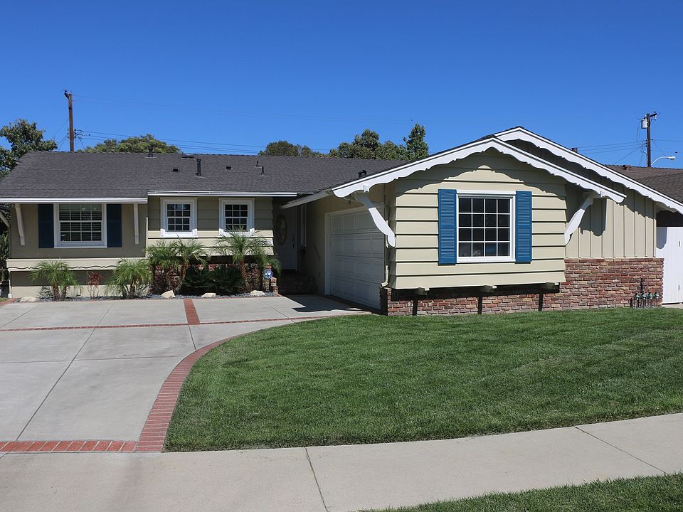 1st image of 22338 Alexandria Ave