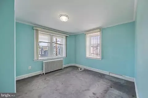 4 bed, 1908 sqft, $2,300 — Photo 2