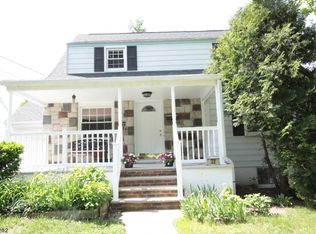 22 Armory Pl, Teaneck, NJ 07666
