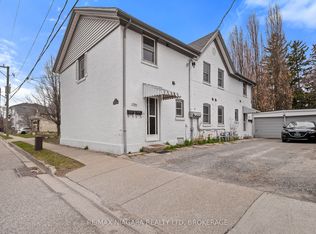 35 1/2 Cherry St, Saint Catharines, ON L2R 5M5