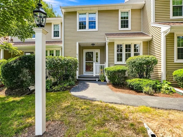 61 Godfrey Ln, Milford, MA 01757