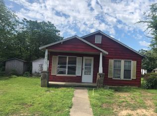 205 10th St, Danville, AR 72833