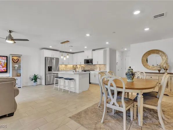9605 Oliver Hills Ave, Las Vegas, NV 89143