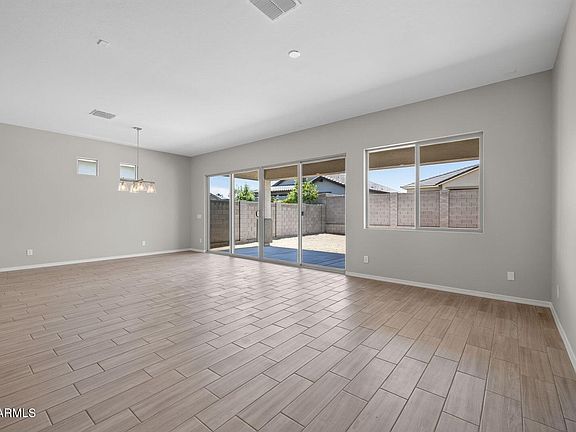 4th image of 3137 W Santa Rosa Road