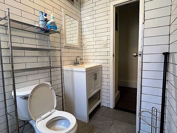5th image of 199-16 32nd Ave #5