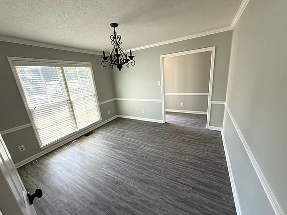 4th image of 347 Dove Valley Rd