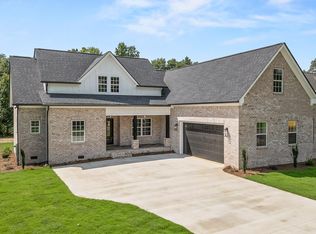 216 W Madison St, Chatsworth, GA 30705