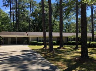 189 Dogwood Ave, Jesup, GA 31545
