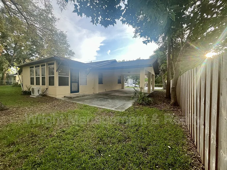 705 Bayou Ave #1 — Photo 21