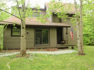 81 Crans Mill Rd, Pine Bush, NY 12566