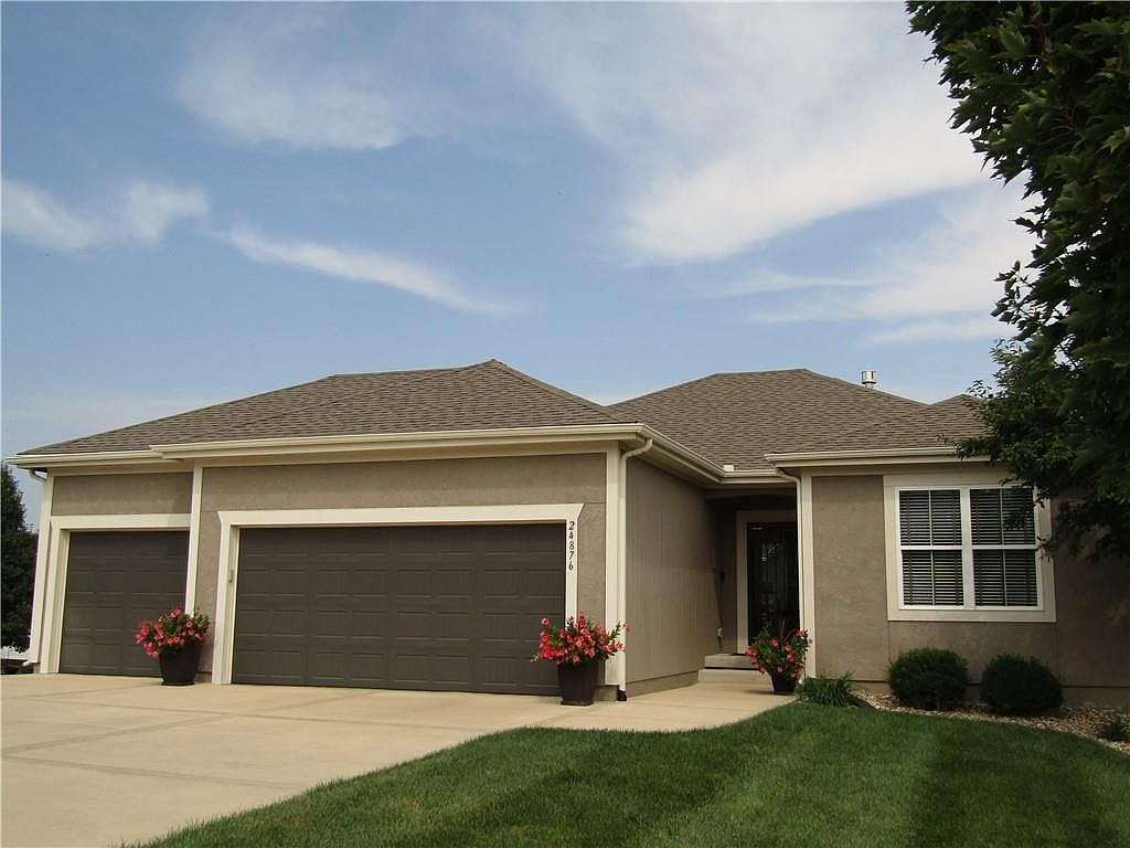 24876 W 148th Ct, Olathe, KS 66061 | Zillow