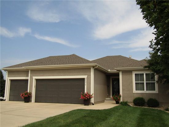 24876 W 148th Ct, Olathe, KS 66061